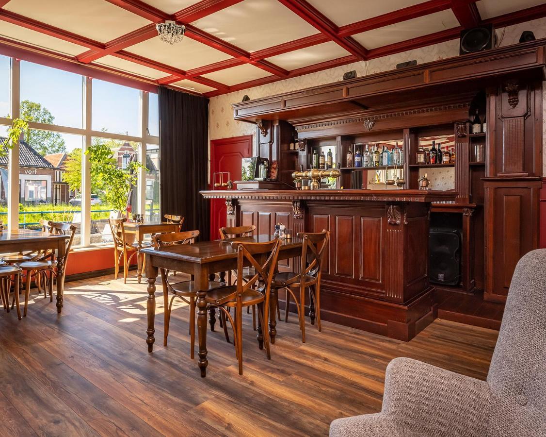 Hotel 'T Gemeentehuis Bedum Bagian luar foto